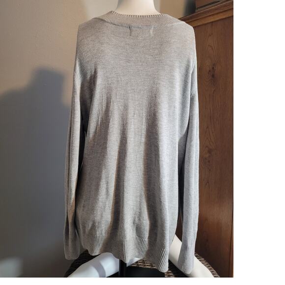 Adrienne Vittadini Gray Oversized V-Neck Sweater XL Minimalist Capsule Neutral - Picture 5 of 8